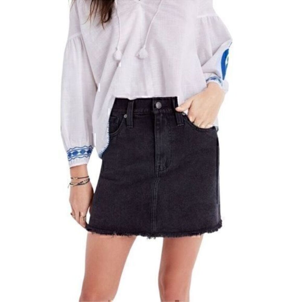 Madewell NWT McCarren Raw-Hem Jean Skirt in Washed Black